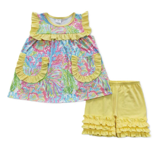 Watercolor Yellow Pocket Outfit